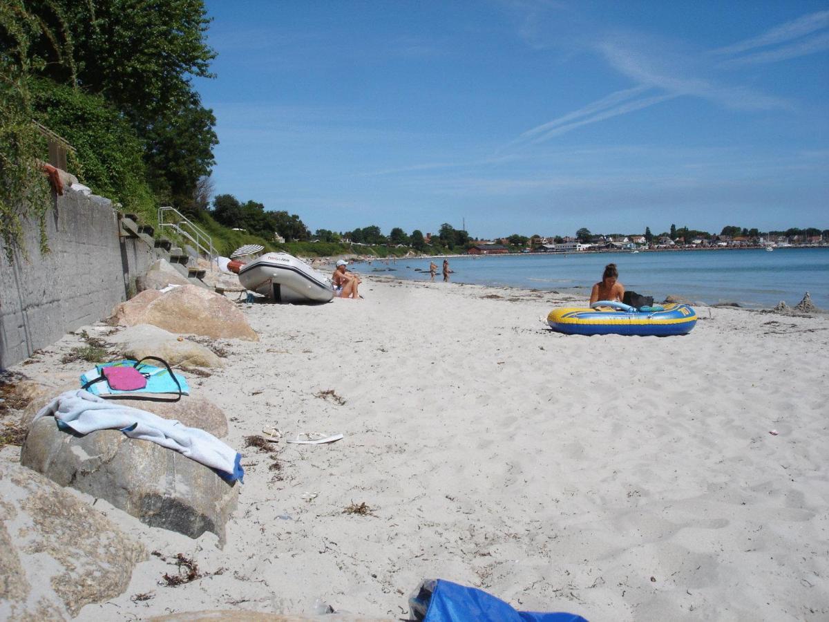 Rodvig Camping & Cottages Экстерьер фото